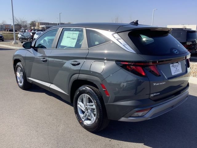 2025 Hyundai Tucson SE - Photo 8