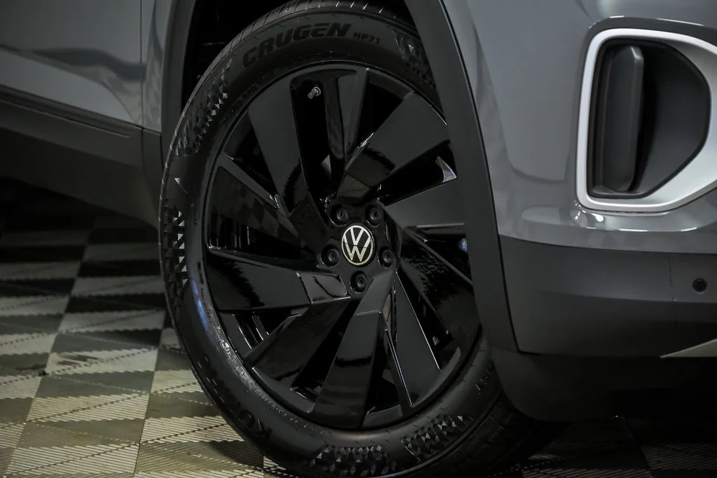 New 2026 Gray Volkswagen 2.0T SE w/Technology image 3