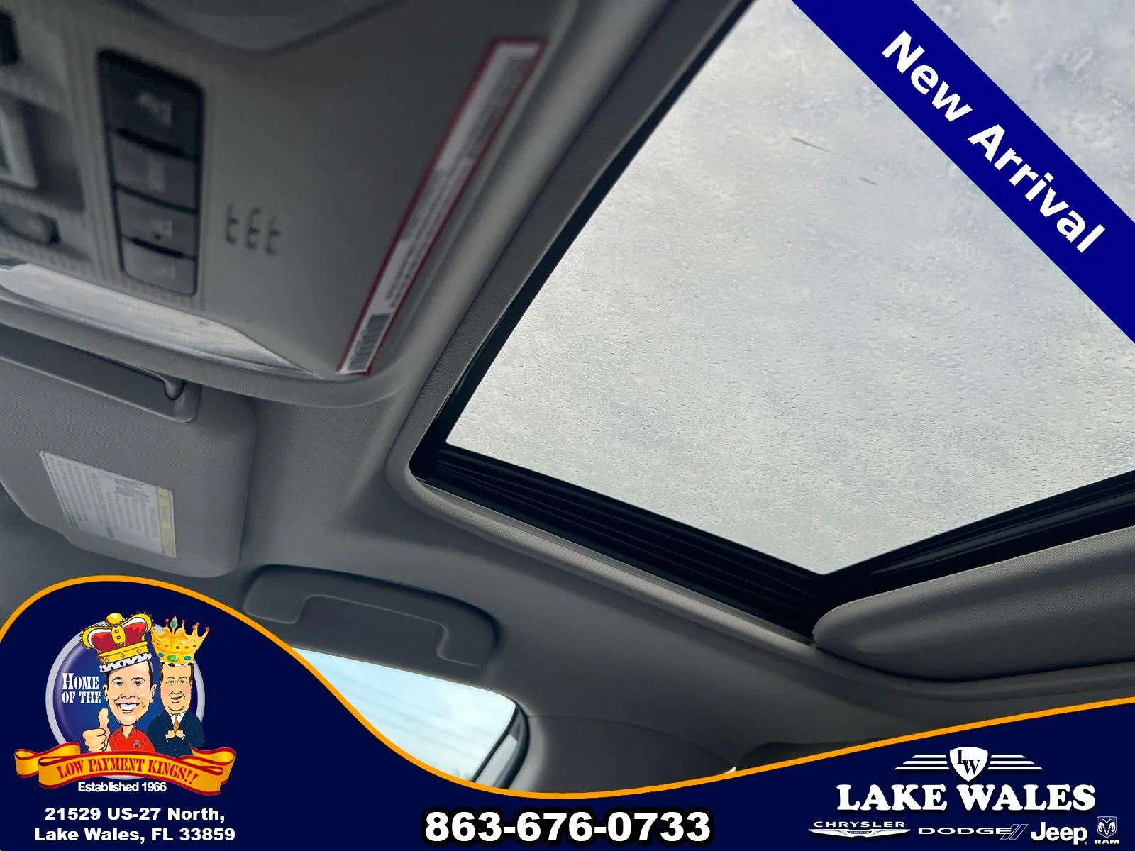 Used 2021 Silver Toyota XLE image 12