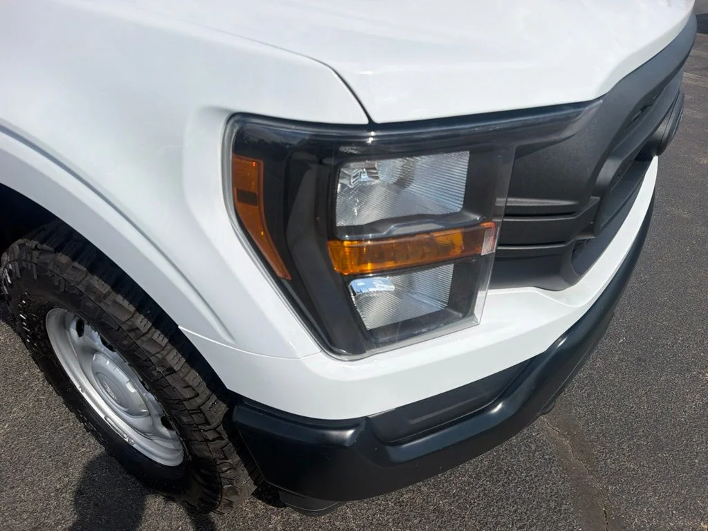 Used 2023 White Ford XL image 15