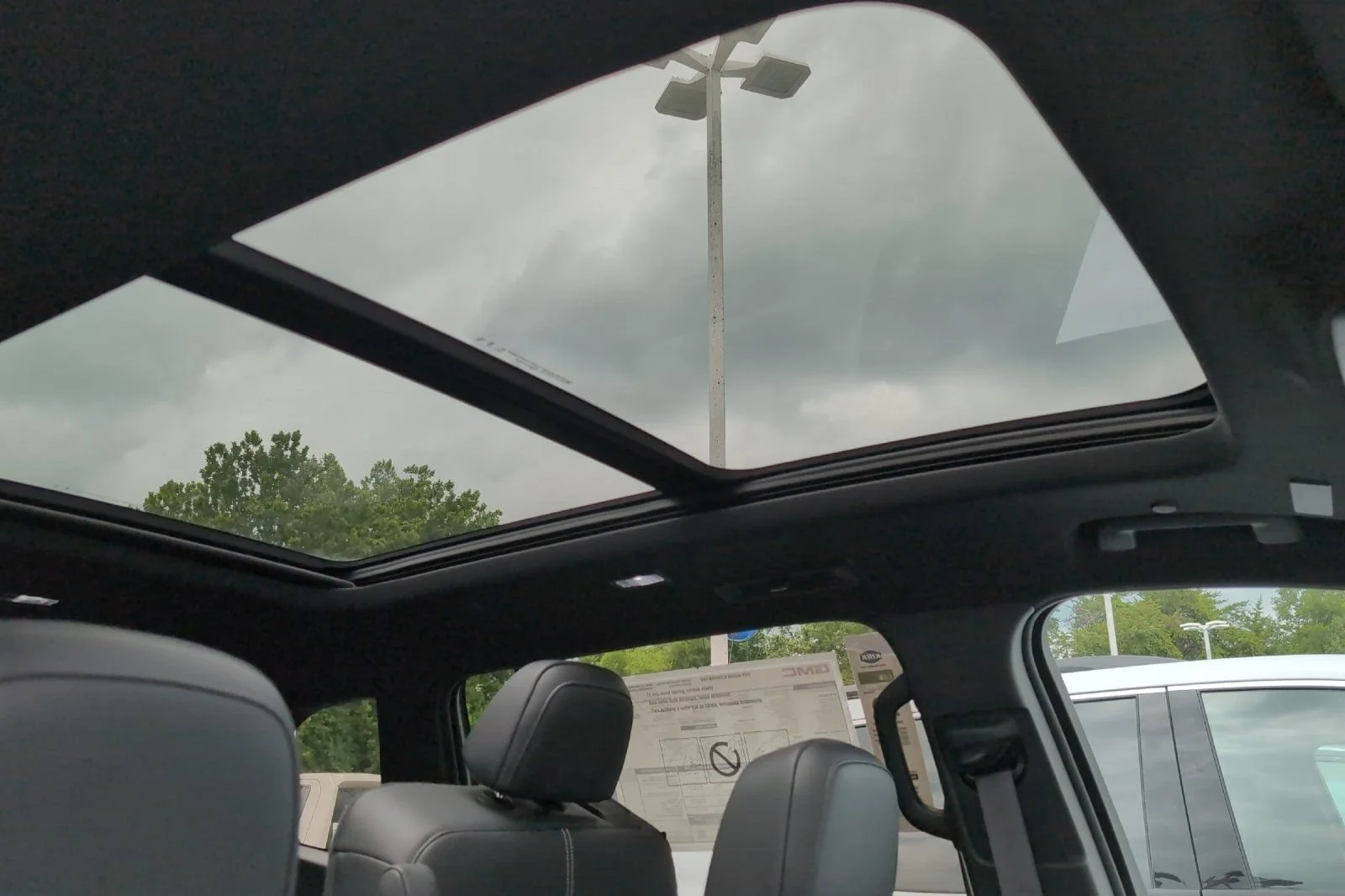 2026 GMC Acadia Elevation - Photo 18