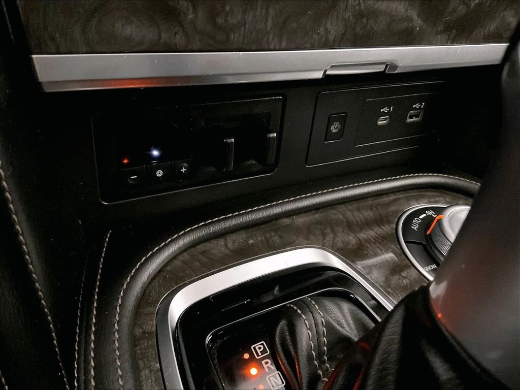 Used 2023 Gray Nissan Platinum image 28