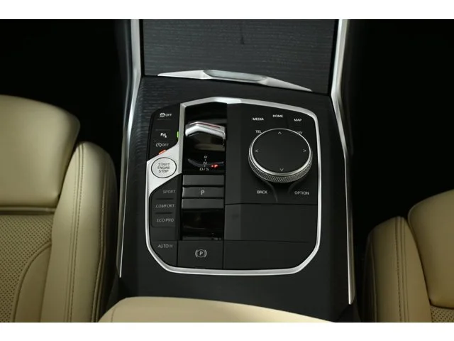 New 2026 Arctic Race Blue metallic BMW 330i xDrive image 25