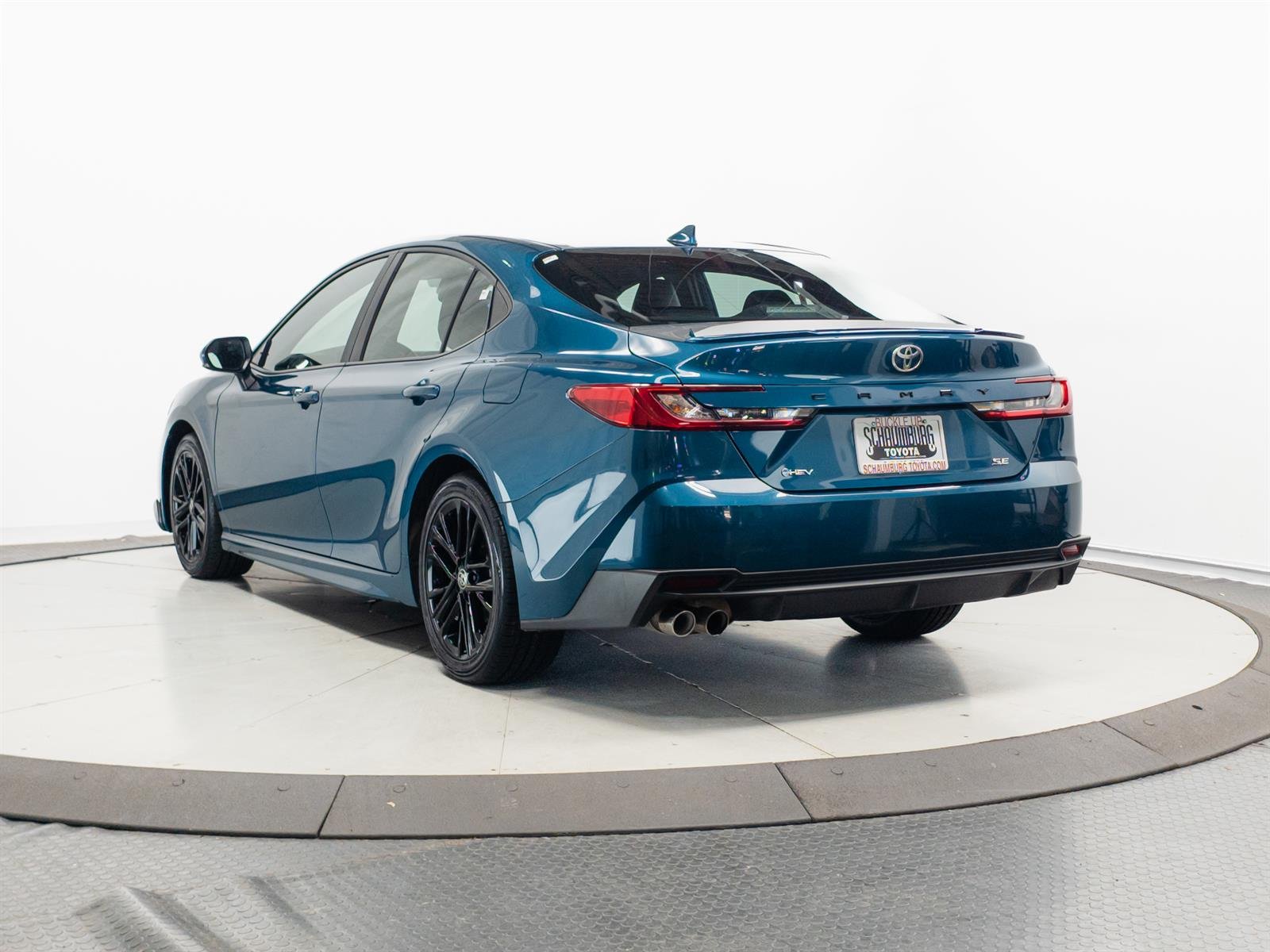 Certified Used 2025  Toyota SE image 8