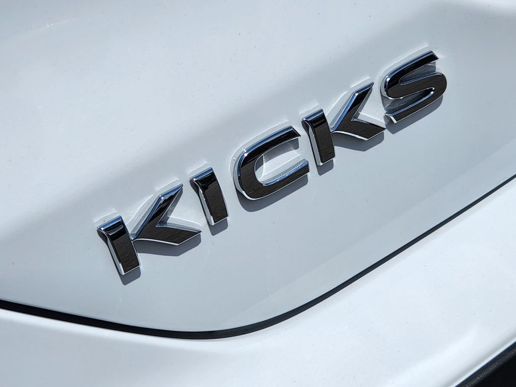 Certified Used 2024 White Nissan S image 8