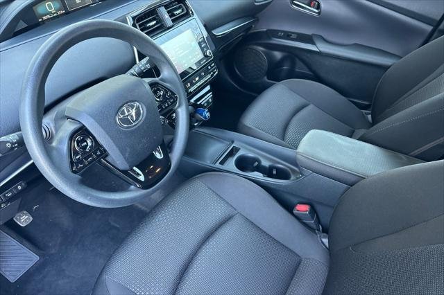 Certified Used 2021 CLASSIC SILVER MET Toyota  image 9