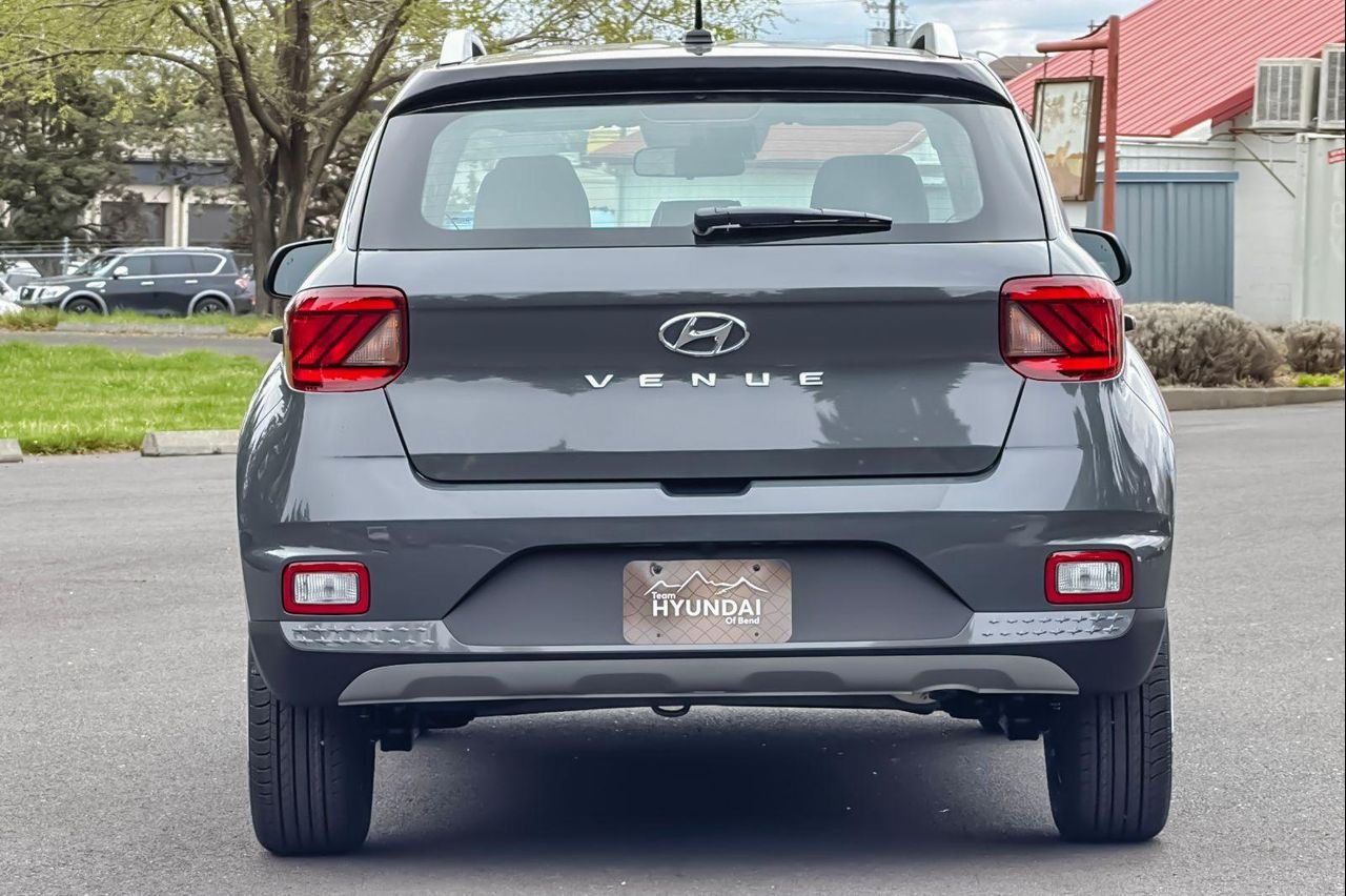New 2026 Gray Hyundai SEL w/Two-Tone Roof image 5