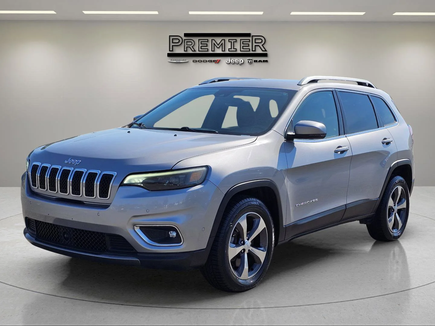 2019 Jeep Cherokee Limited 4X4's photo