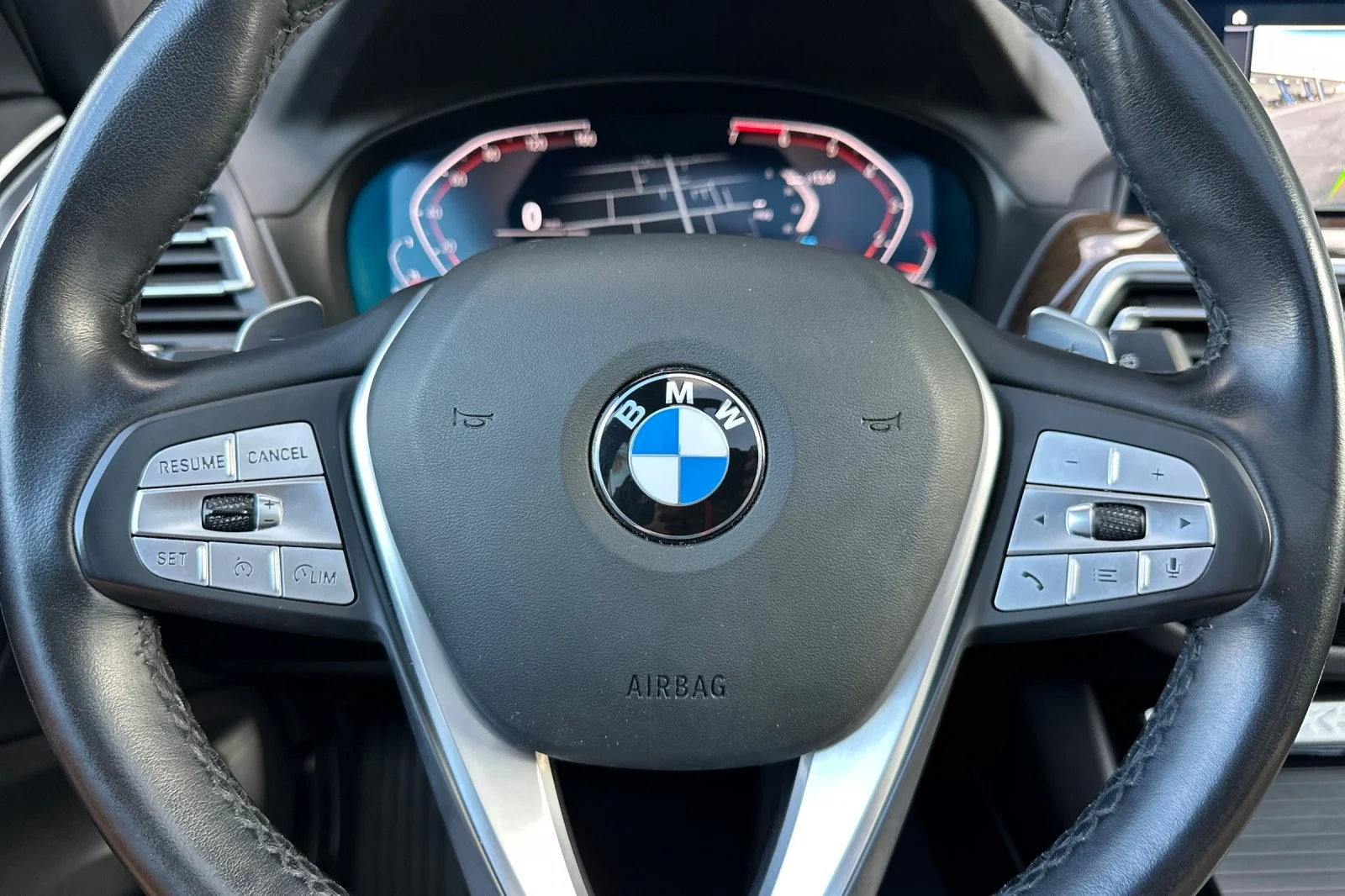 Used 2024 Dark Graphite Metallic BMW xDrive30i image 23