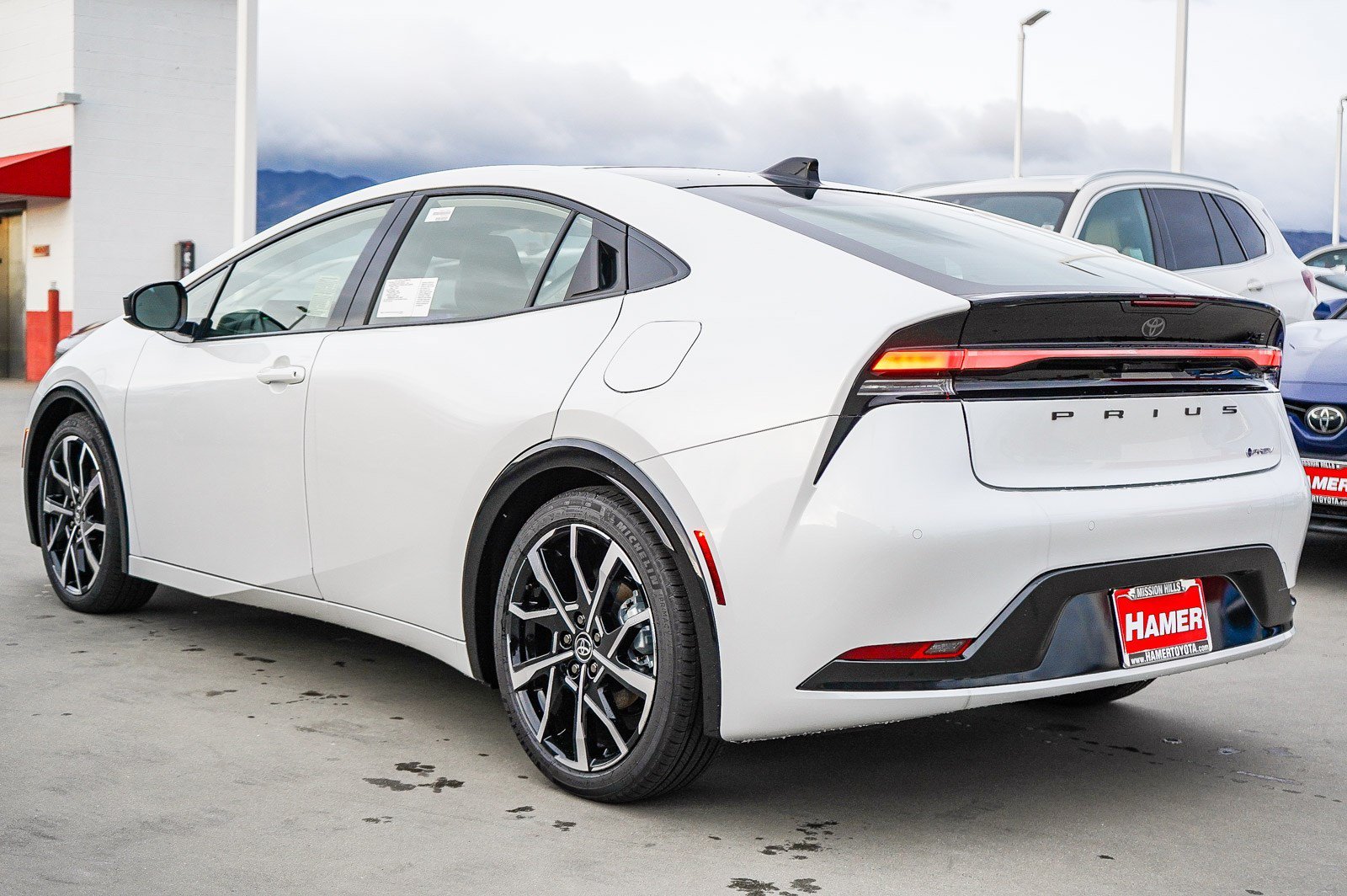 New 2026 Wind Chill Pearl Toyota XSE image 6
