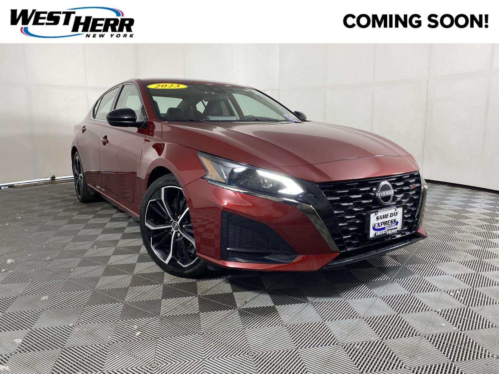 Used 2023 Scarlet Ember Tintcoat Nissan 2.5 SR image 1