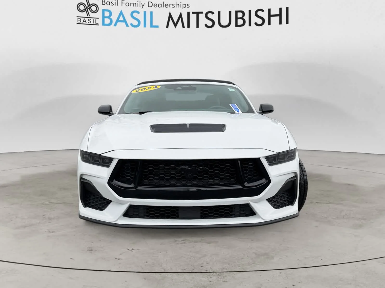 2024 Ford Mustang GT Premium - Photo 8