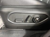 Used 2025 Velvet Red Pearlcoat Jeep Limited image 10