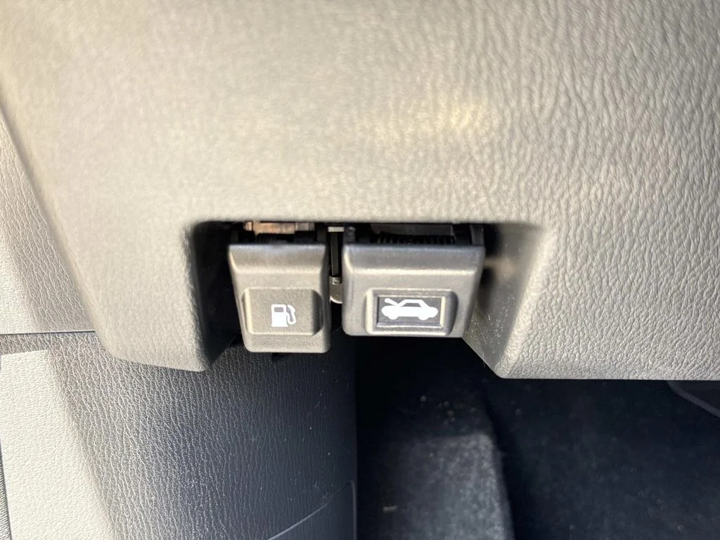 Certified Used 2024 Gray Mazda 2.5 S Carbon Edition image 50