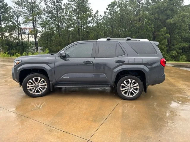 Used 2025 Underground Toyota Limited image 9