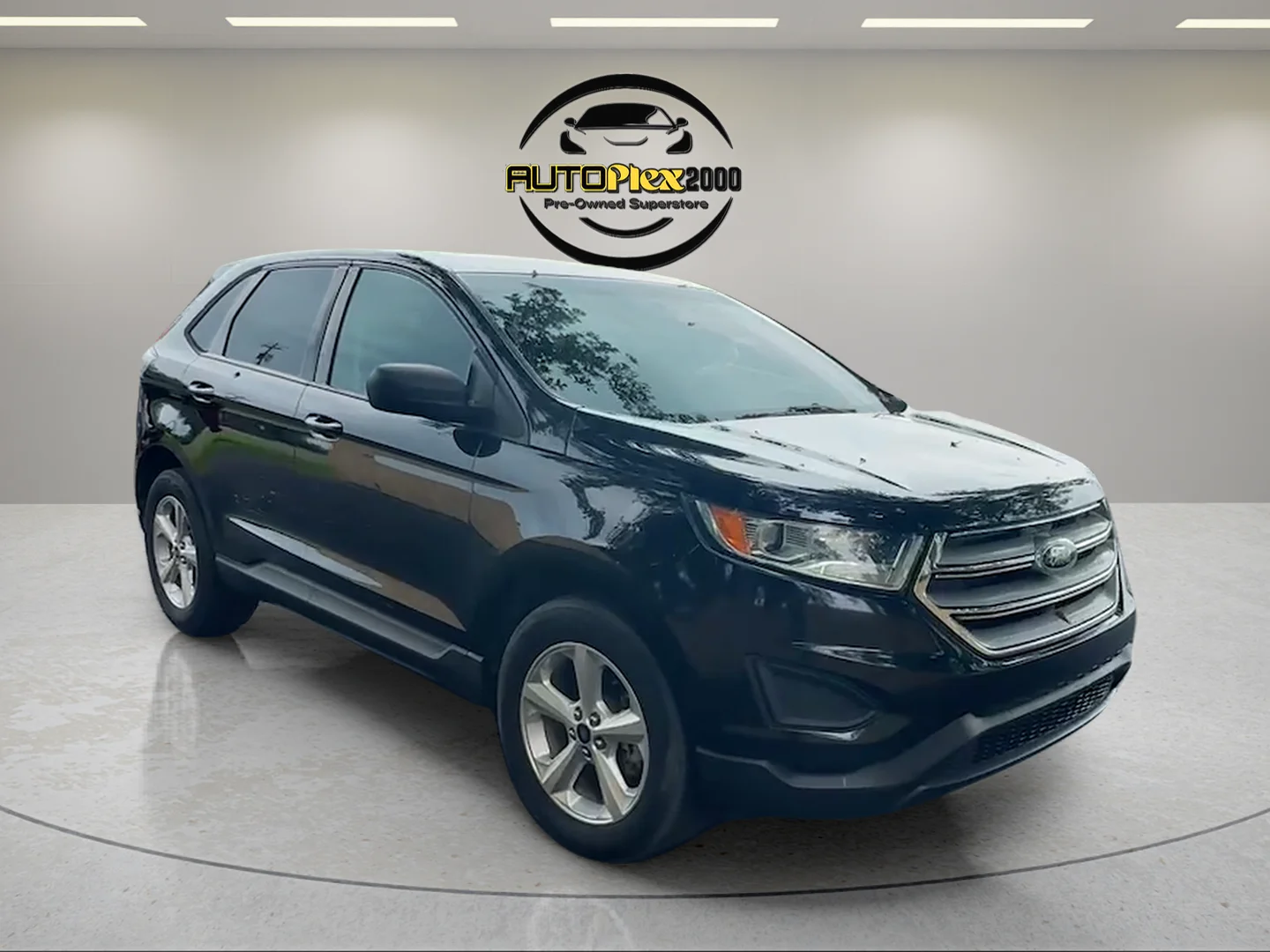 Used 2018 Black Ford SE image 1