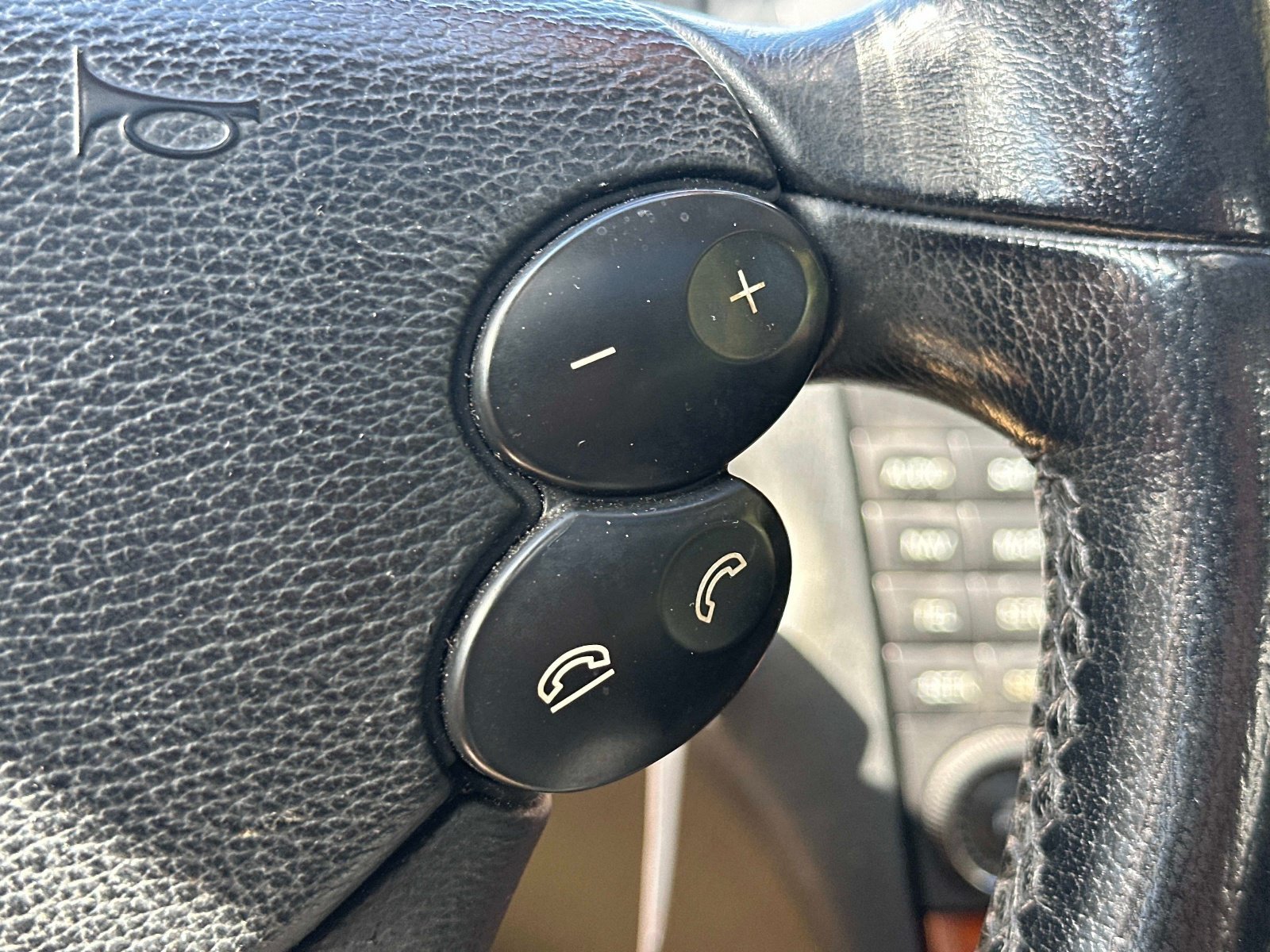Used 2008 Black Mercedes-Benz E 350 image 22