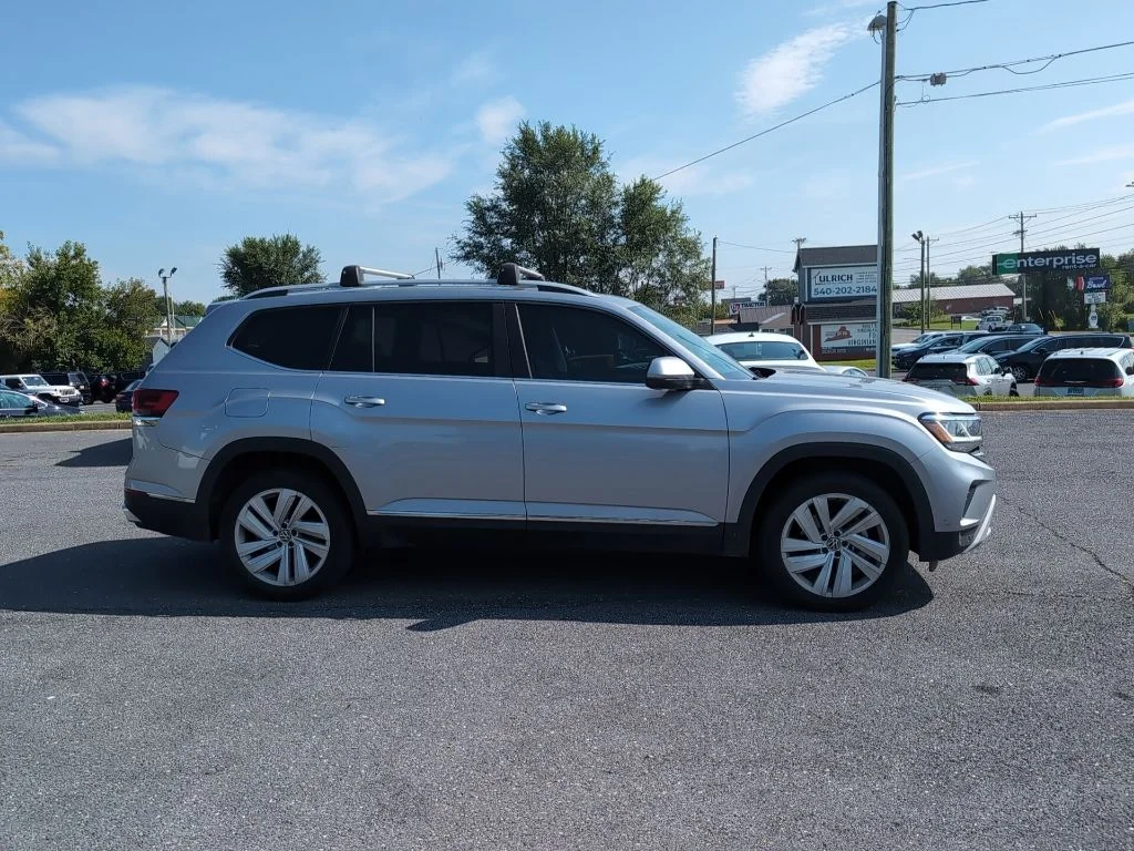 Certified Used 2021 Pyrite Silver Metallic Volkswagen SEL image 4