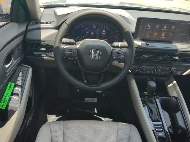 New 2026 Urban Gray Pearl Honda EX-L image 14