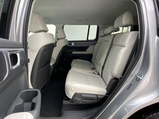 New 2026 Shimmering Silver Hyundai SEL AWD image 12