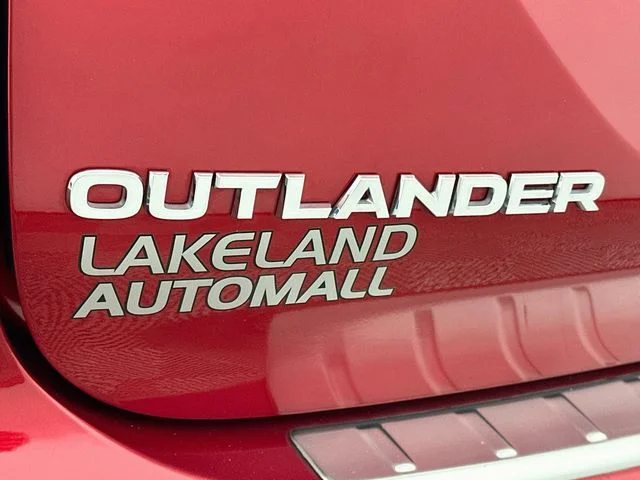 Certified Used 2024 Red Mitsubishi SE Black Edition image 26