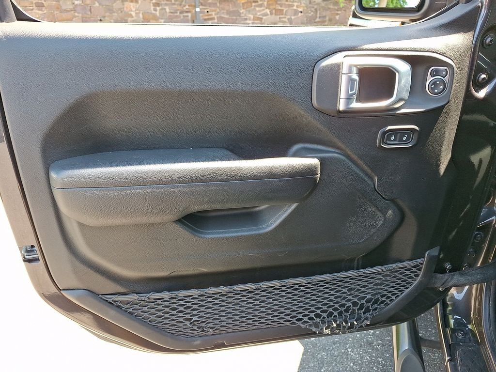 Used 2022 Gray Jeep Willys image 13