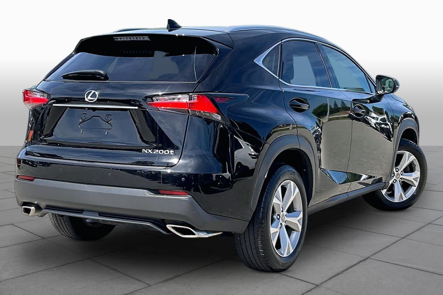 Used 2017 Obsidian Lexus  image 12