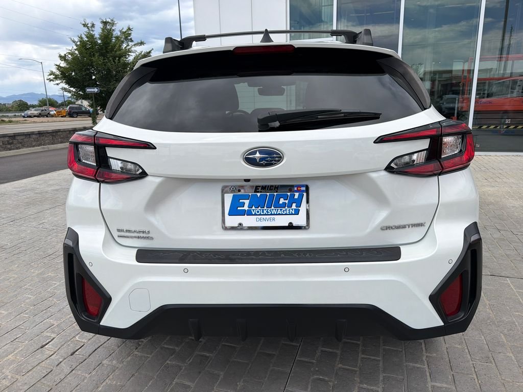Used 2024 Crystal White Pearl Subaru Limited image 4