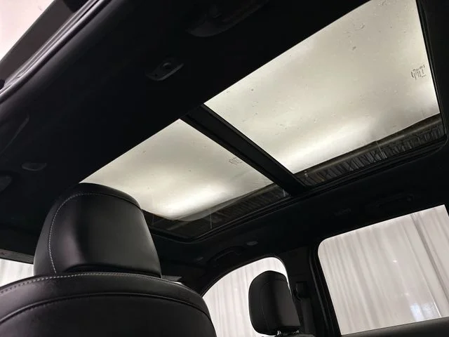 Used 2024 Black Jeep Limited image 19