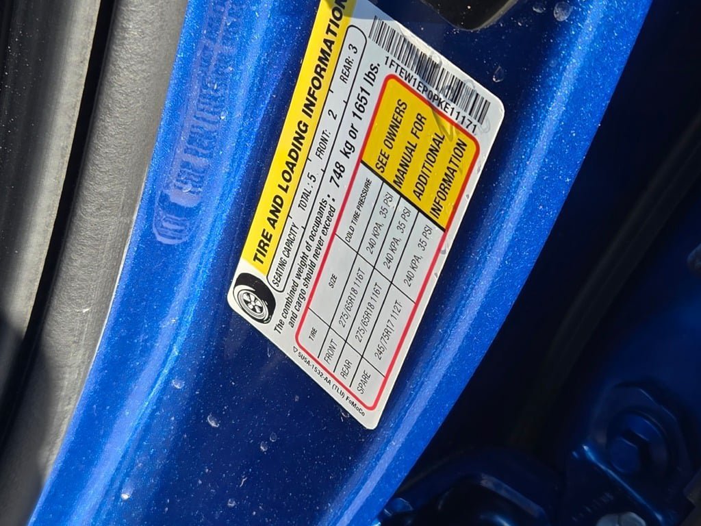 Certified Used 2023 Blue Metallic Ford XLT image 37