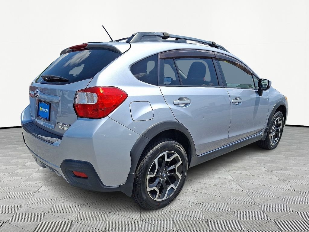 Used 2016 Silver Subaru 2.0i Premium image 7