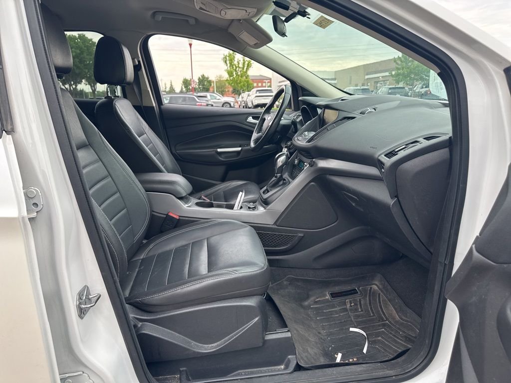 Used 2014 White Ford SE image 13