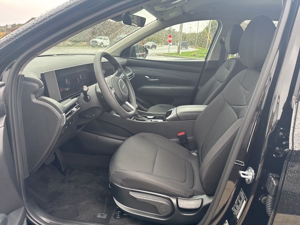 2026 Hyundai Tucson SE - Photo 13