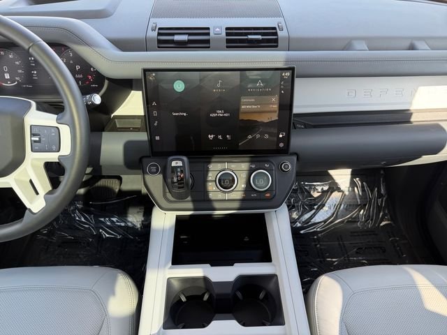 Certified Used 2026 Blue Land Rover X-Dynamic SE image 15