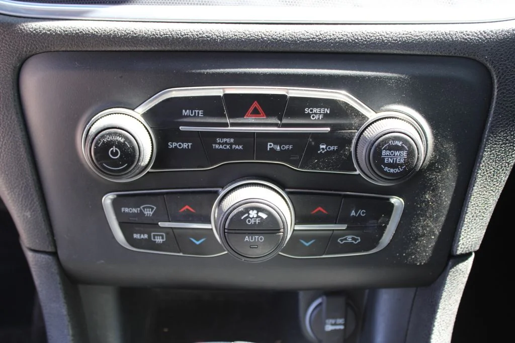 Used 2018 White Dodge R/T Scat Pack image 20