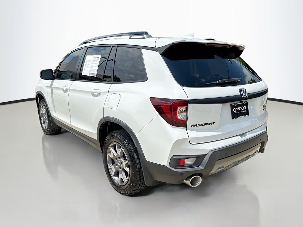 Used 2022 Platinum White Pearl Honda TrailSport image 5