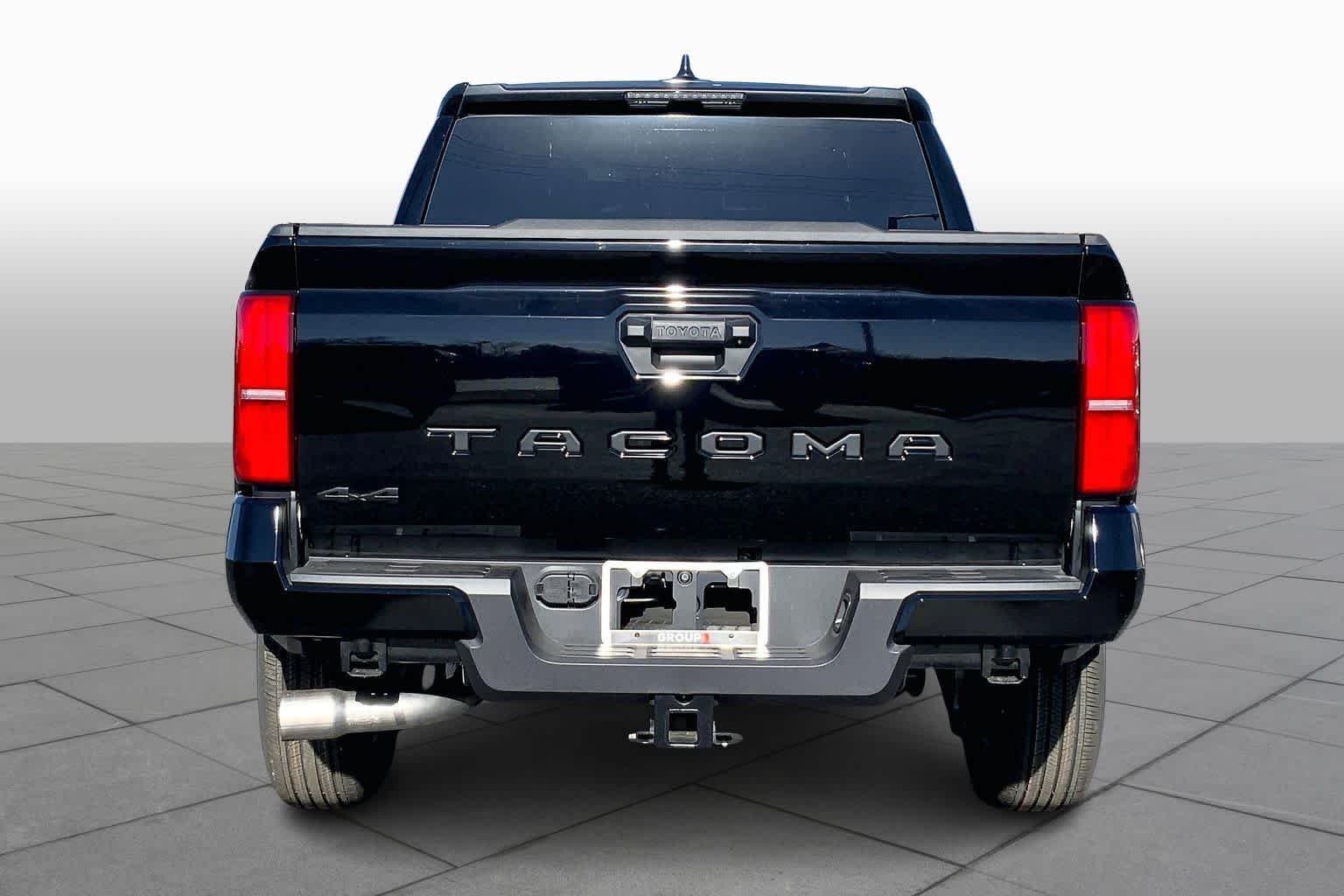 2026 Toyota Tacoma SR5 - Photo 4