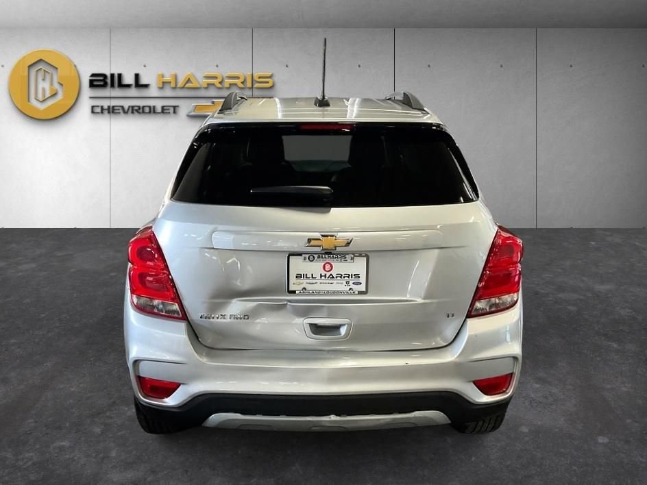 Used 2020 Silver Chevrolet LT image 11