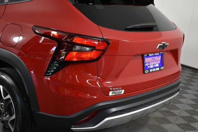 2026 Chevrolet Trax LT - Photo 8