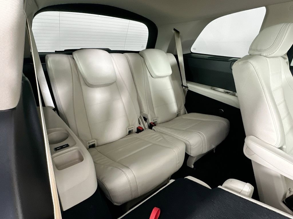 New 2026 Polar White Mercedes-Benz GLS 450 image 64