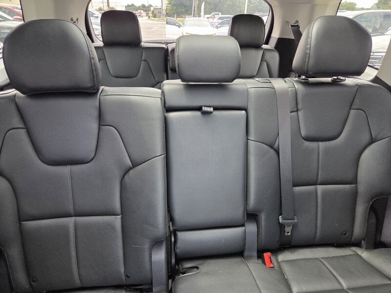 Used 2025 Black Kia SX image 28