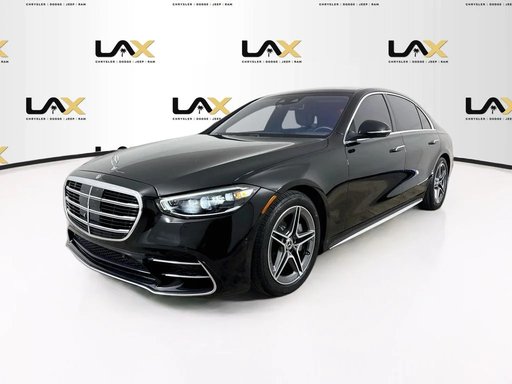 Used 2022  Mercedes-Benz S 580 image 3