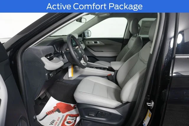 New 2026 Agate Black Metallic Ford Active image 4