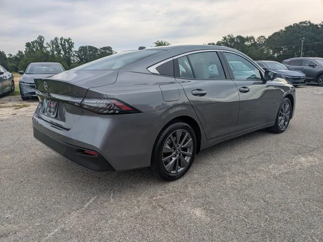 New 2026 Gun Metallic Nissan SL image 4