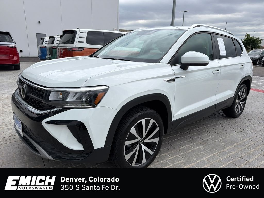2022 Volkswagen Taos 1.5T SE 4Motion's photo