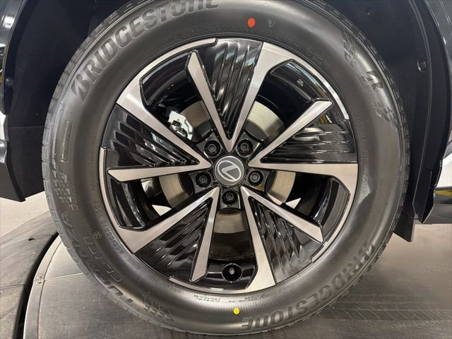 New 2026 Iridium Lexus  450e PREMIUM AWD image 8