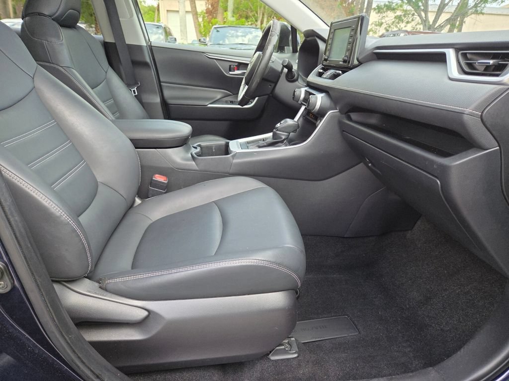 Used 2022 Blueprint Toyota XLE Premium image 15