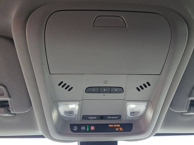 Used 2022 Desert Sand Metallic GMC AT4 image 21
