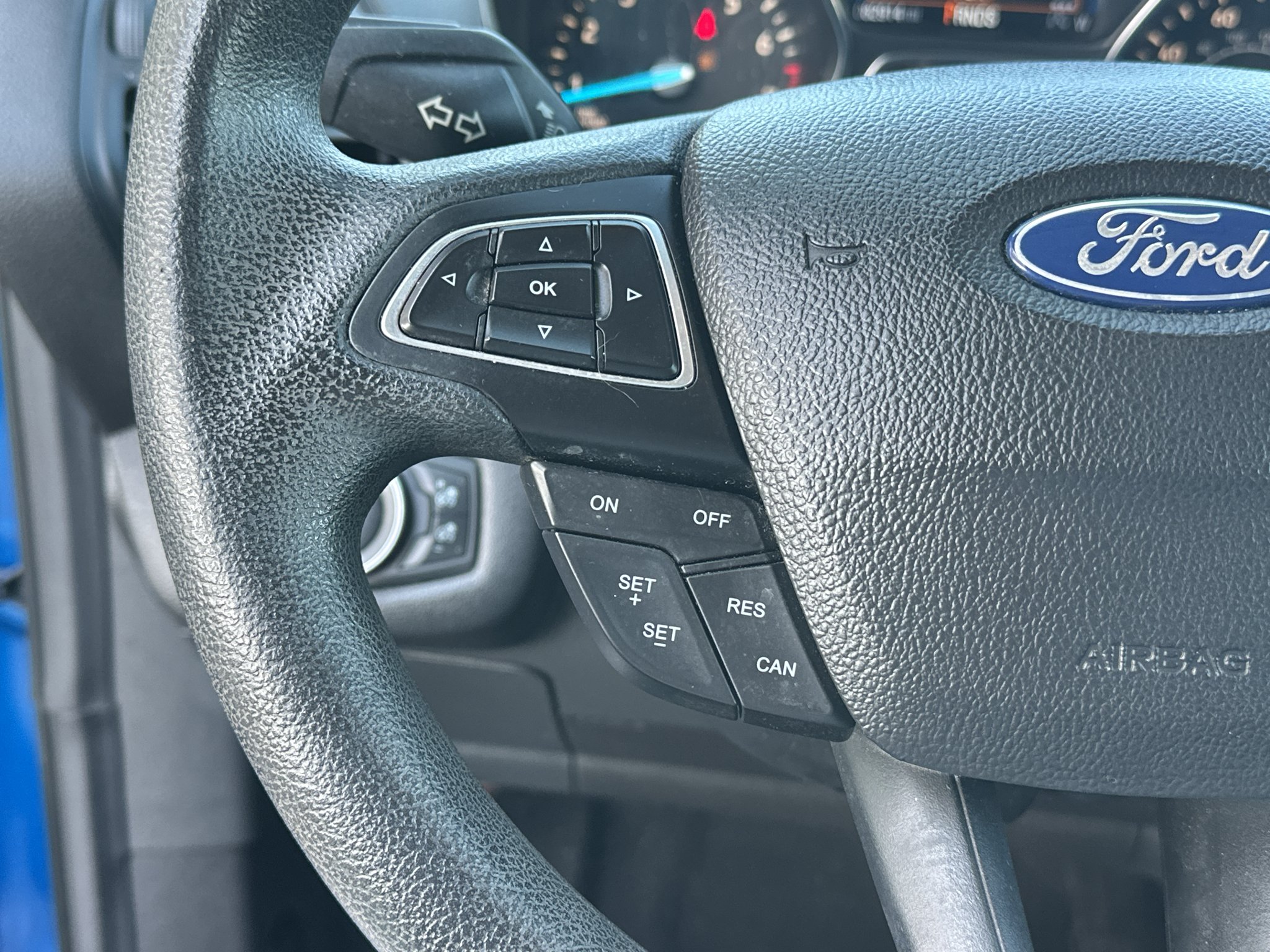 Used 2019 Lightning Blue Metallic Ford SE image 17