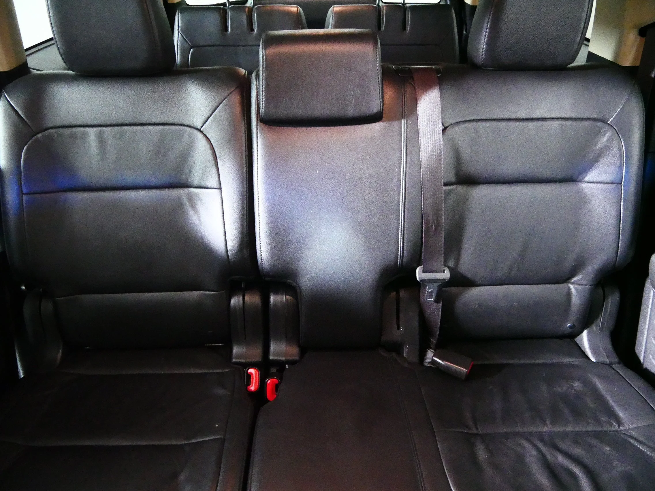 Used 2017 Shadow Black Ford SEL image 13